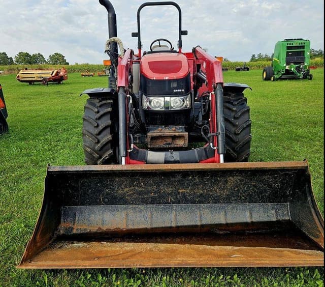 Image of Case IH Farmall 90C equipment image 2