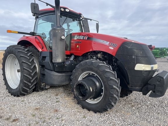 2016 Case IH Magnum 310 Equipment Image0
