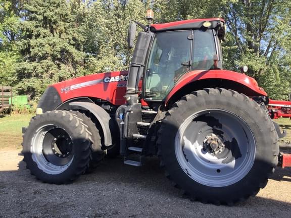 Image of Case IH Magnum 340 equipment image 2