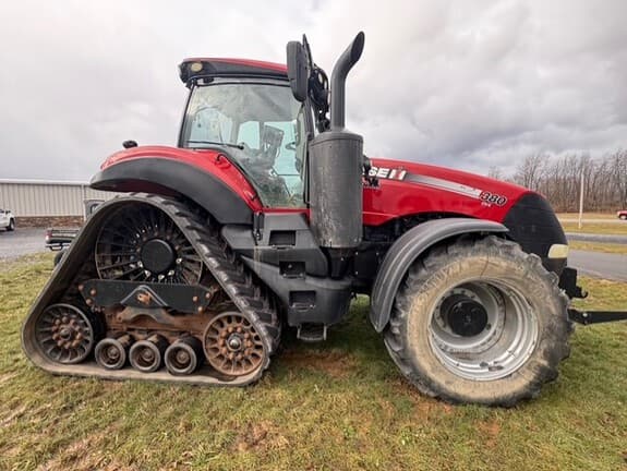 Image of Case IH Magnum 380 RowTrac equipment image 3
