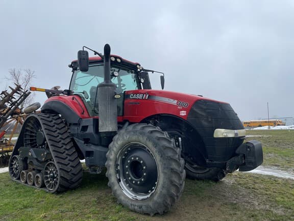 Image of Case IH Magnum 380 RowTrac Image 1