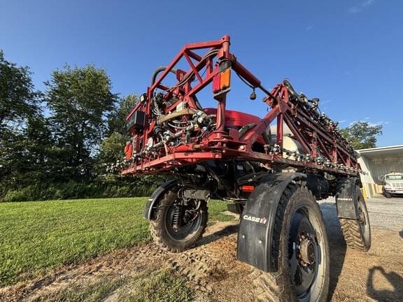 Image of Case IH Patriot 4440 equipment image 1