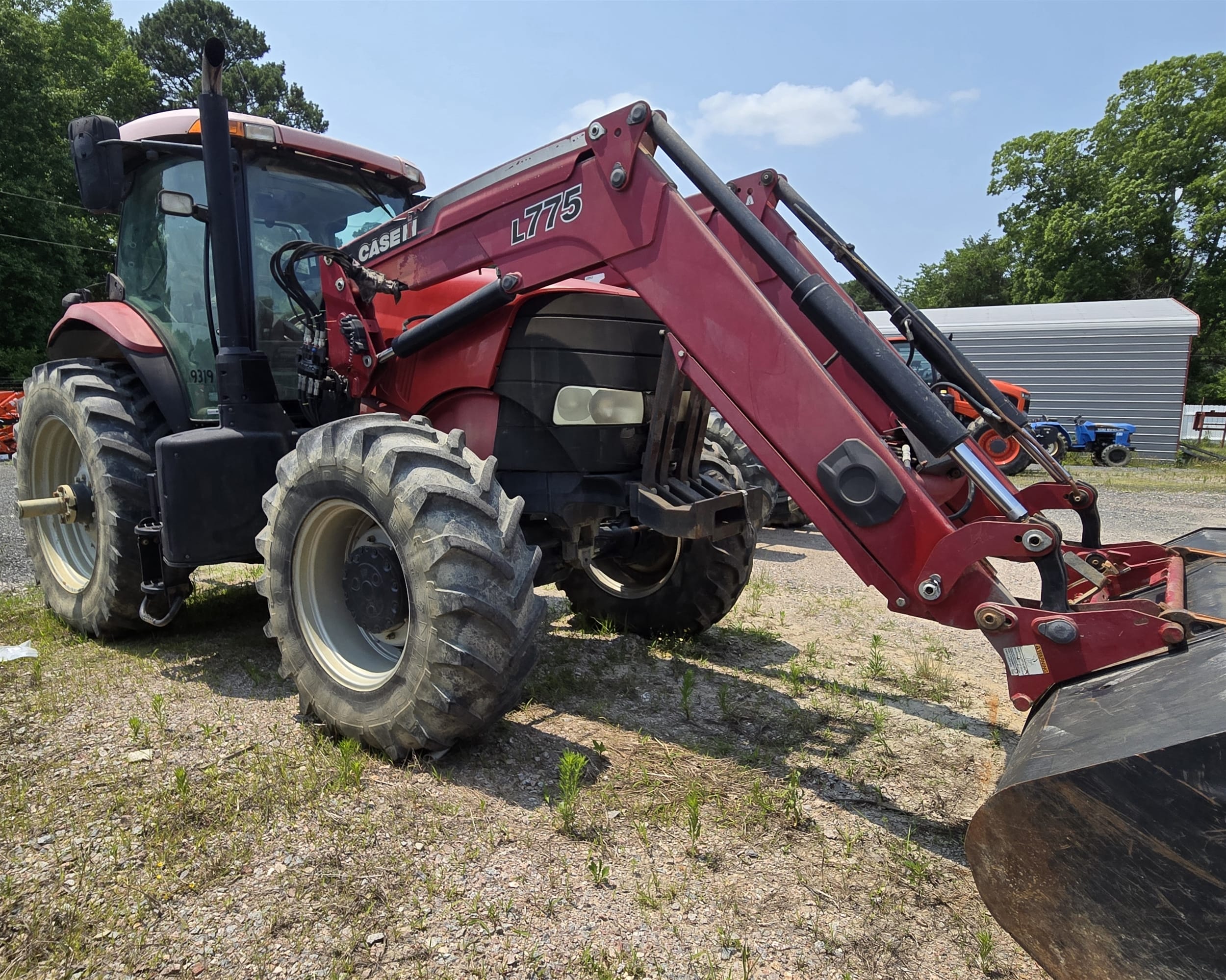 2016 Case IH Puma 185 Equipment Image0