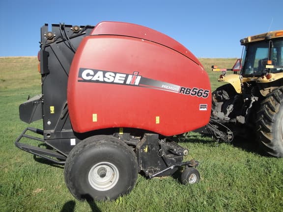 Image of Case IH RB565 equipment image 1
