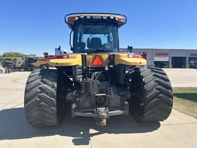 Image of Challenger MT855E equipment image 4