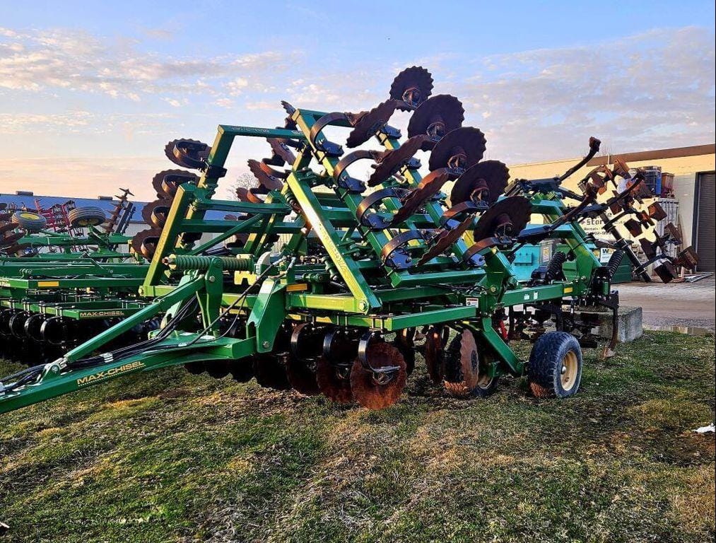 2016 Great Plains MC5315 Equipment Image0