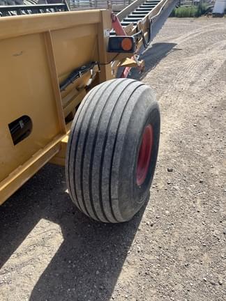 Image of Haybuster H-1130 equipment image 4