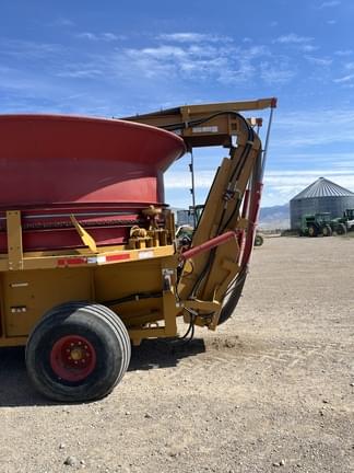 Image of Haybuster H-1130 equipment image 3