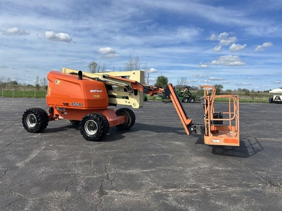 Image of JLG 450AJ Primary image