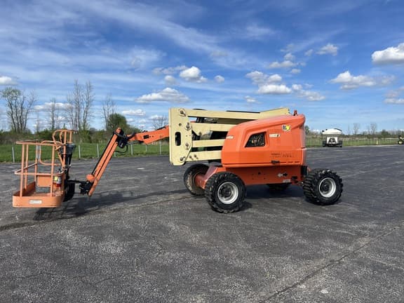 Image of JLG 450AJ equipment image 3