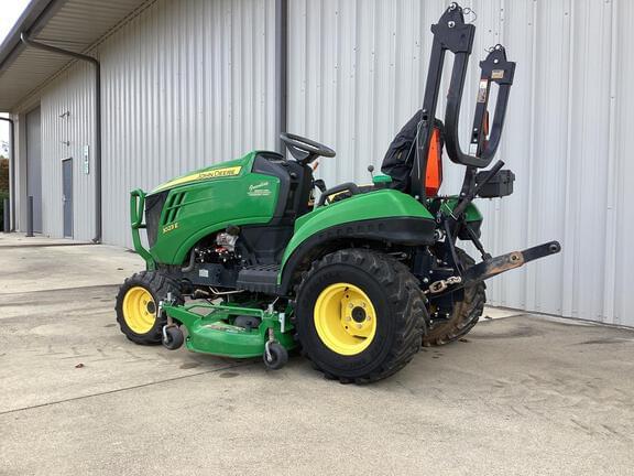 Image of John Deere 1023E equipment image 4