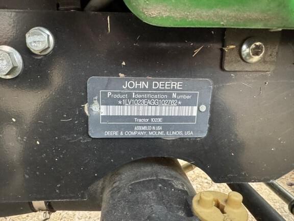 Image of John Deere 1023E equipment image 4