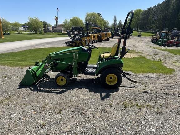 Image of John Deere 1023E Primary image