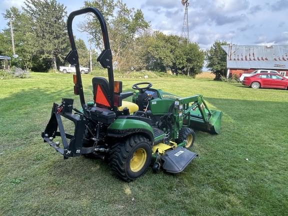 Image of John Deere 1025R equipment image 2