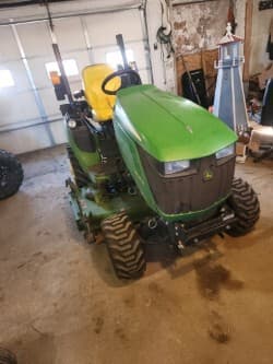 Image of John Deere 1025R equipment image 1