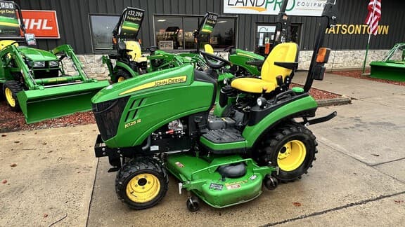 Image of John Deere 1025R equipment image 1