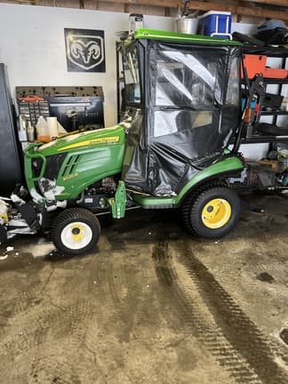 Image of John Deere 1025R equipment image 2