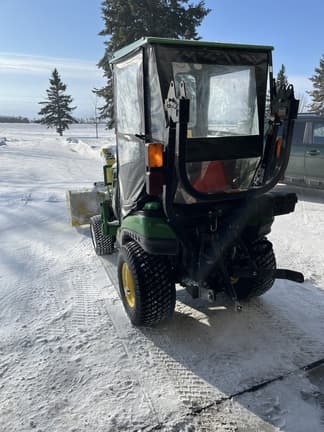 Image of John Deere 1025R equipment image 3