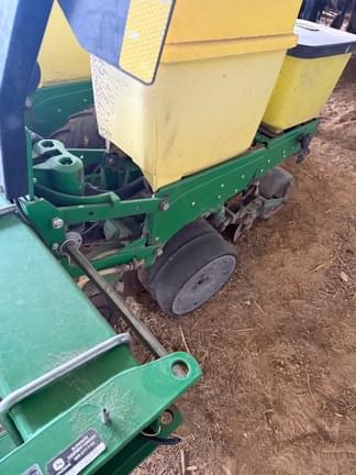 Image of John Deere 1705 equipment image 1