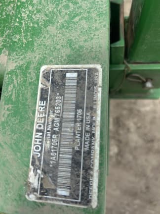 Image of John Deere 1705 equipment image 1