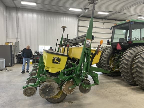 Image of John Deere 1755 equipment image 4