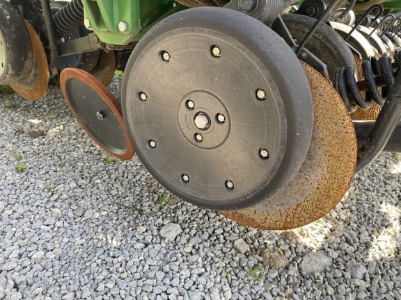 Image of John Deere 1990 equipment image 4