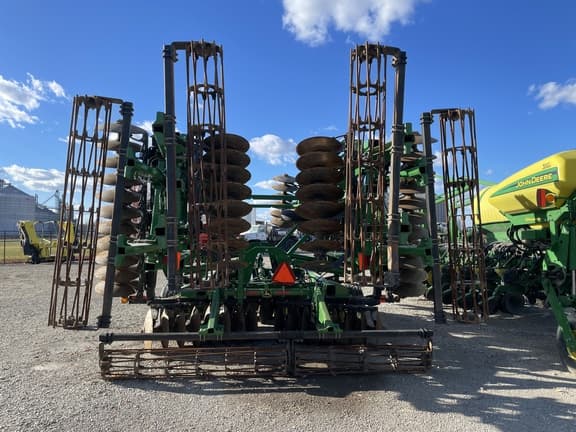 Image of John Deere 2623 equipment image 4