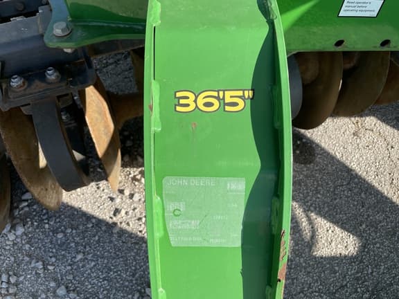 Image of John Deere 2623 equipment image 3