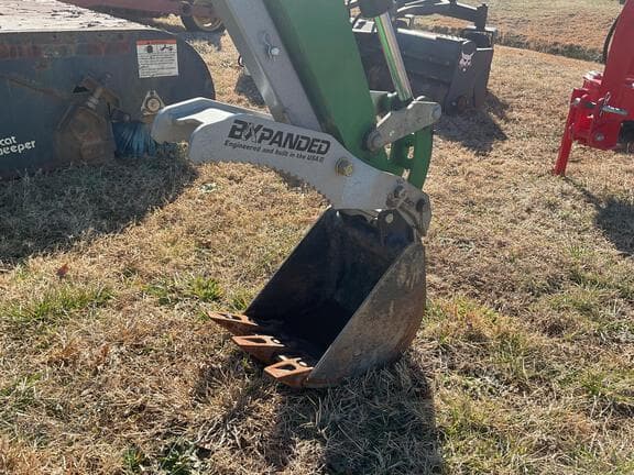 Image of John Deere 270B equipment image 4