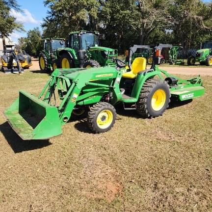 Image of John Deere 3032E equipment image 1