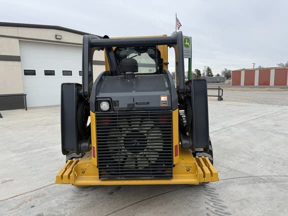 Image of John Deere 332E equipment image 3