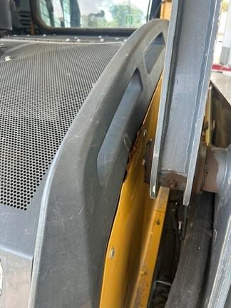 Image of John Deere 333E equipment image 3