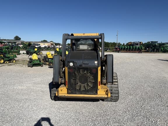 Image of John Deere 333E equipment image 3