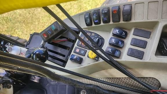 Image of John Deere 4052R Primary image