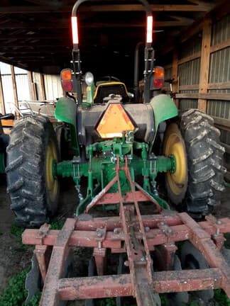 Image of John Deere 5045E equipment image 2