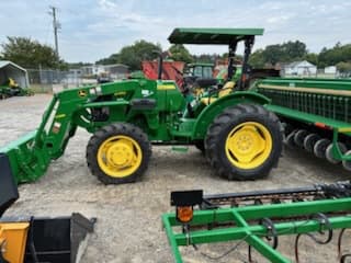 Image of John Deere 5055E Image 0