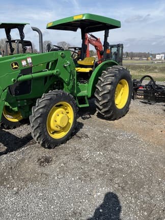 Main image John Deere 5055E