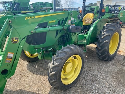 2016 John Deere 5055E Equipment Image0