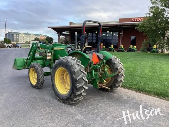Image of John Deere 5065E equipment image 2