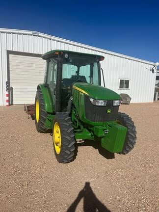 Image of John Deere 5075E equipment image 1