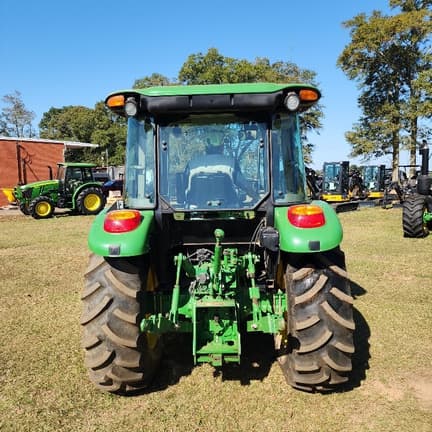 Image of John Deere 5075E equipment image 3