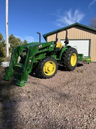 Image of John Deere 5075E Image 0