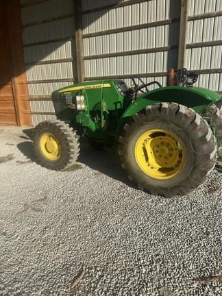 Image of John Deere 5075E Primary image