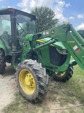 Image of John Deere 5085E equipment image 4