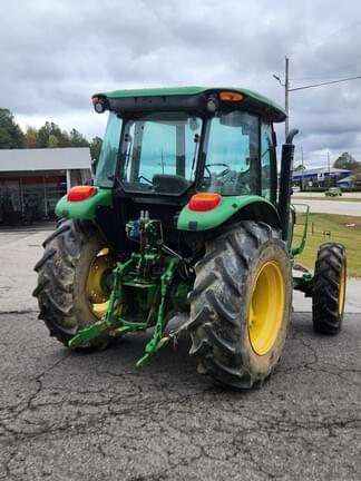 Image of John Deere 5085E equipment image 3