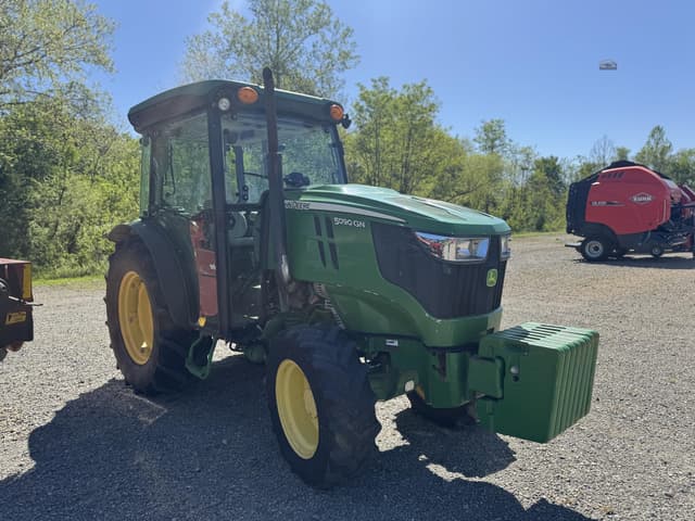 Image of John Deere 5090GN equipment image 2