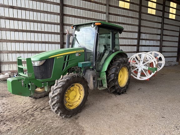 2016 John Deere 5100M Equipment Image0
