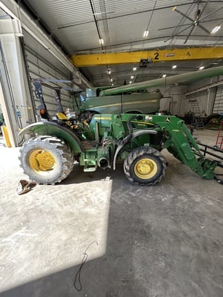 2016 John Deere 5100M Equipment Image0