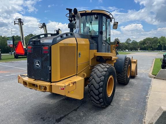 Image of John Deere 544K equipment image 2
