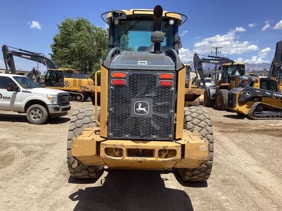 Image of John Deere 544K equipment image 3